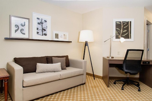 Country Inn & Suites by Radisson, Milwaukee West (Brookfield), WI image 2