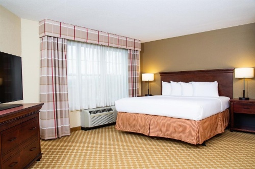 Country Inn & Suites by Radisson, Milwaukee West (Brookfield), WI image 16